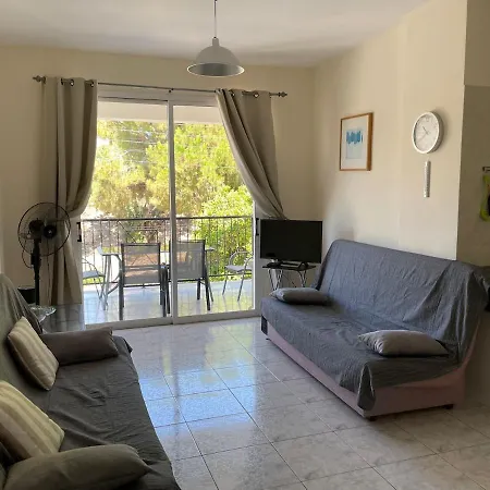 Laertis Complex Apartment